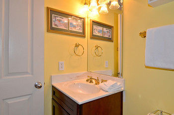 Grand Caribbean By Dale E. Peterson Vacations Hotel Destin Exterior photo